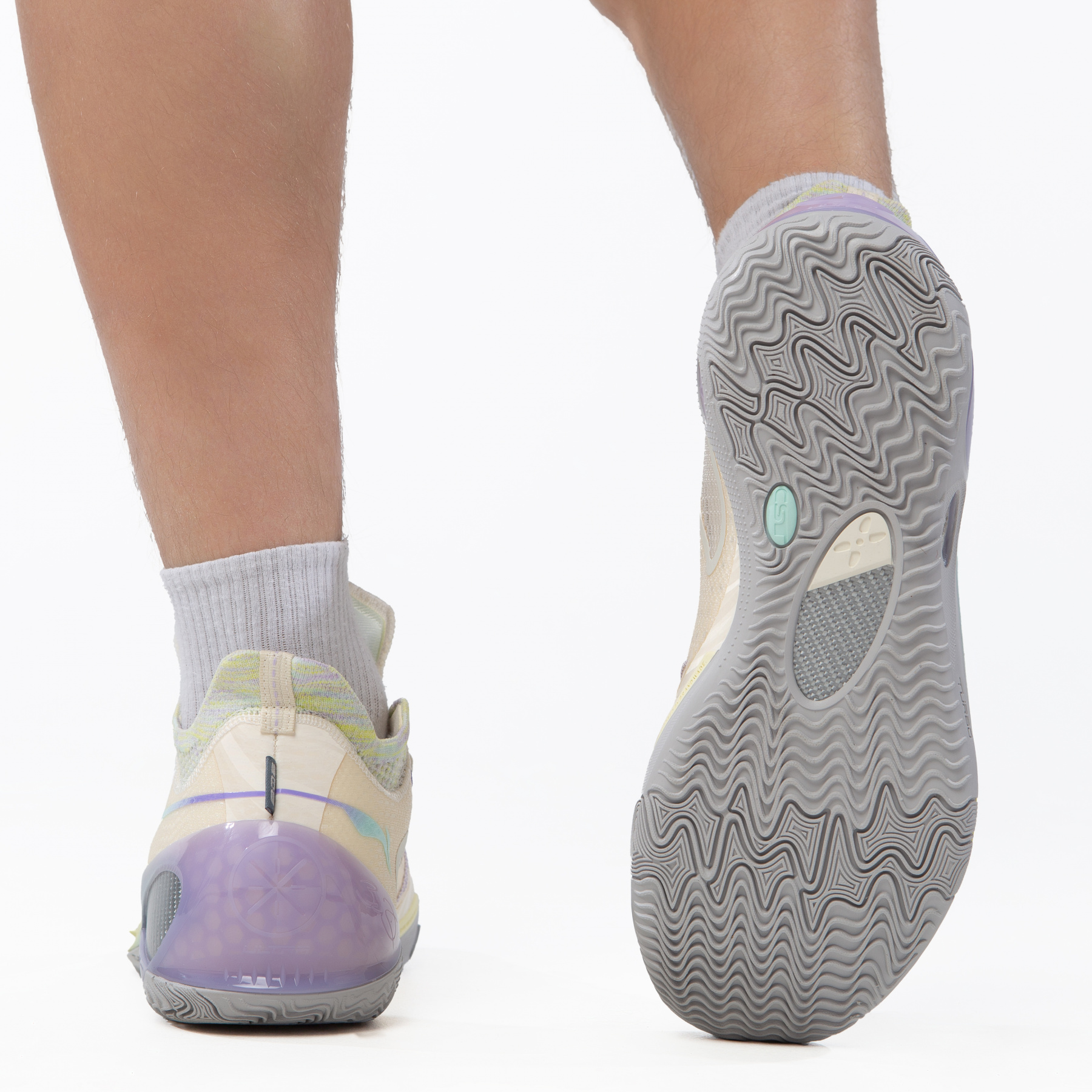 ABAU047-2 Баскетбольные кроссовки Wade 808 3 Ultra V2