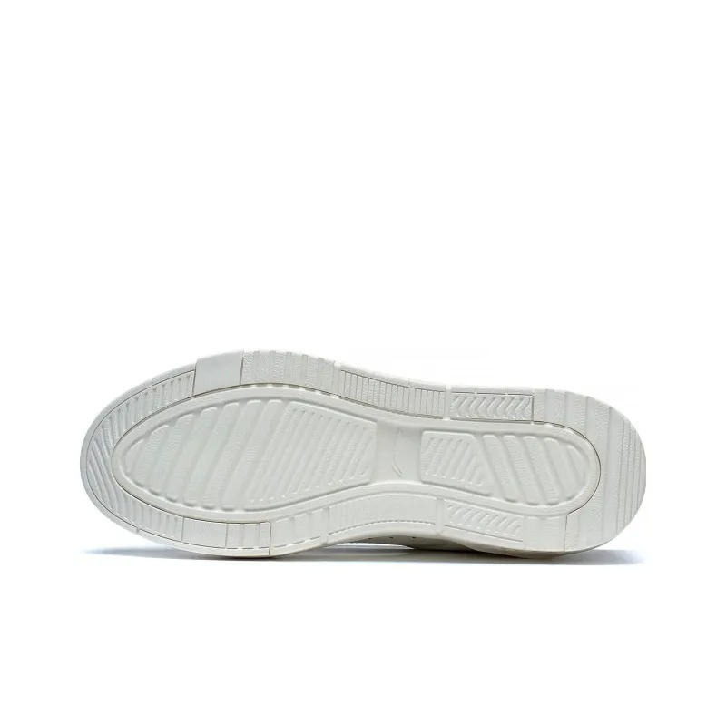 AGCT043-1 Кроссовки Common 70S белые