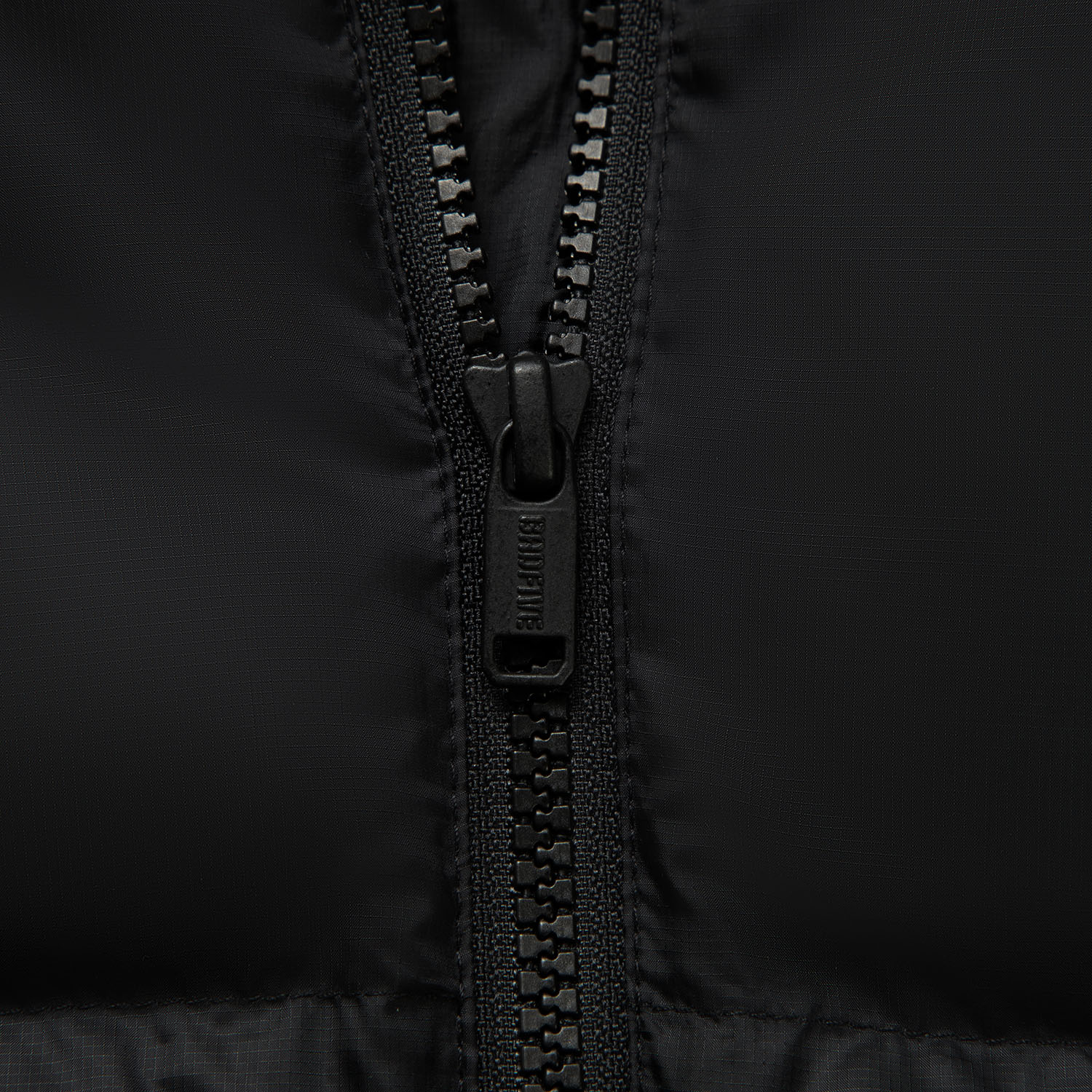 AYMV499-3 Пуховик Bad5 Off-Court черный