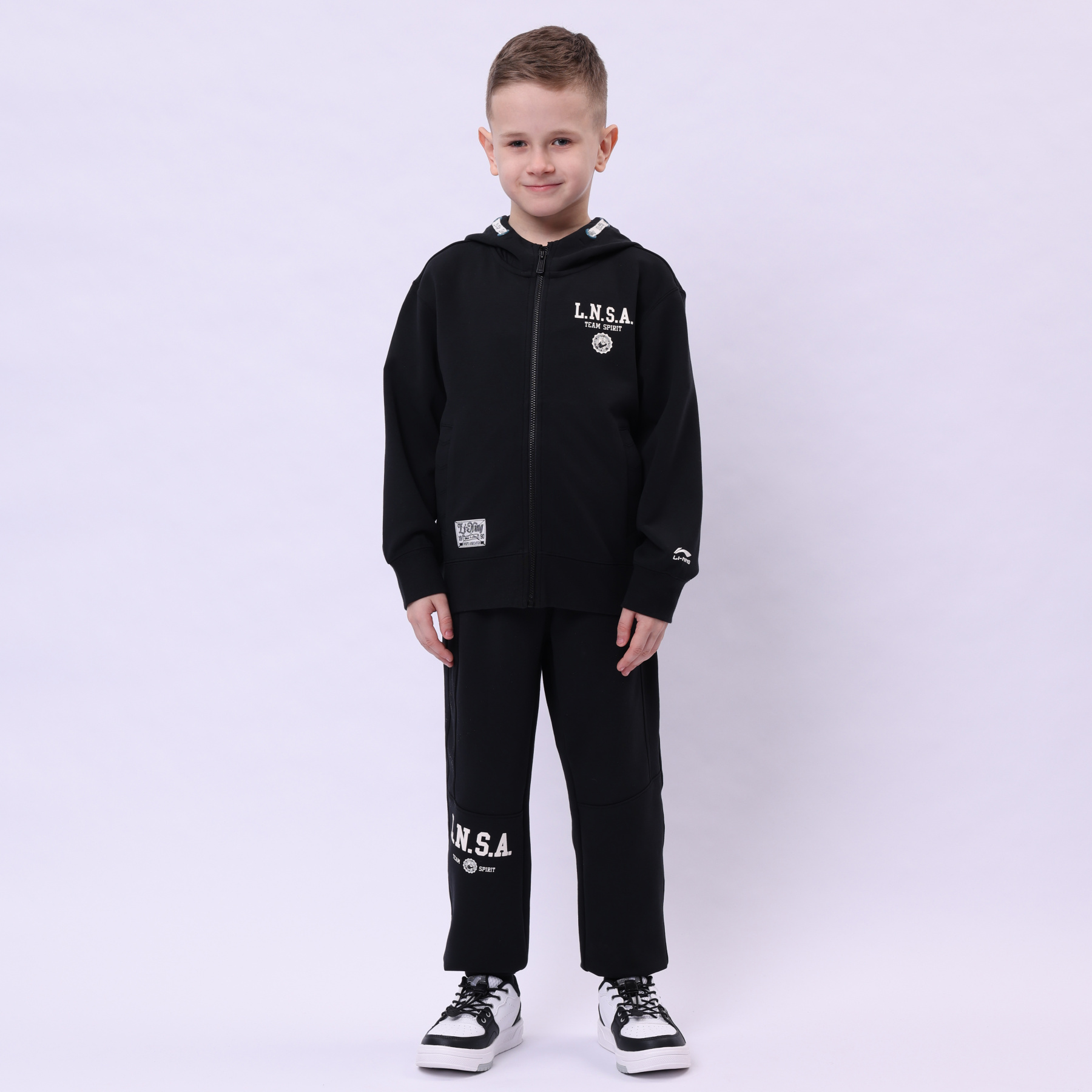 YWDU133-2 Худи Lifestyle черный