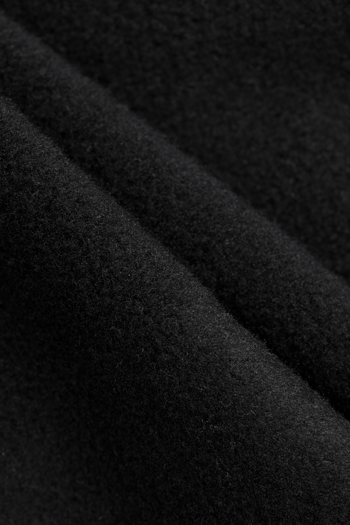 AWDV964-1 Свитшот Essentials черный