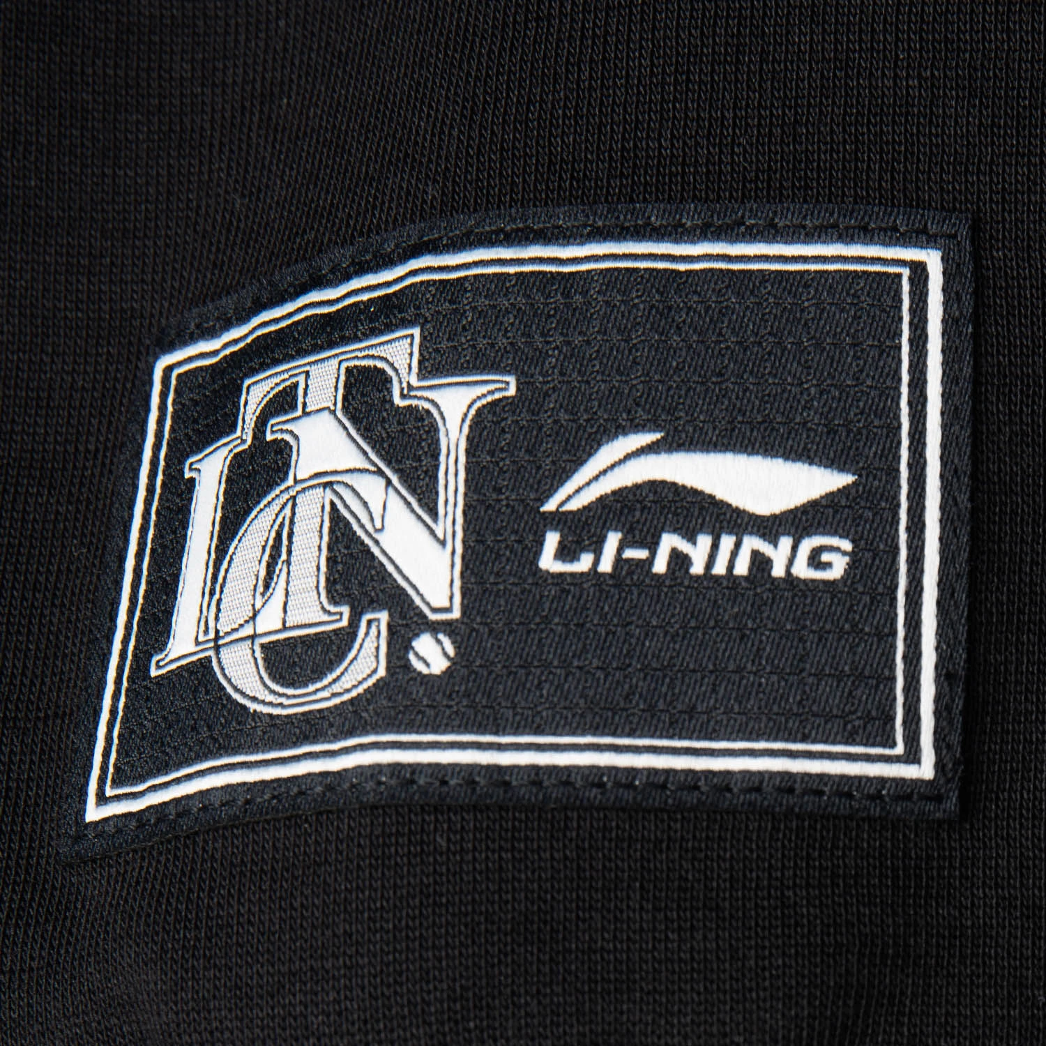 AWDV567-4 Толстовка Sports Style черный