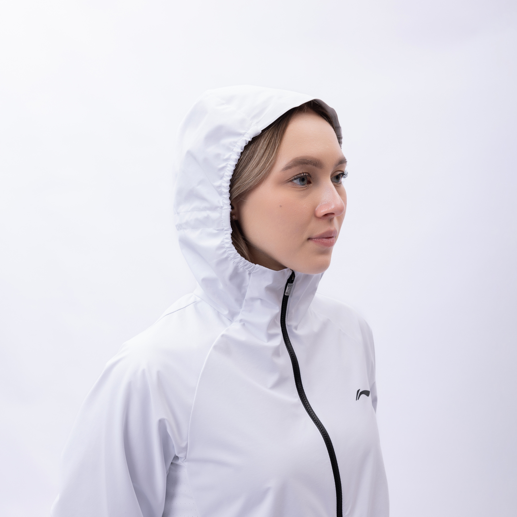 AFDV044-2 Ветровка Jogging белый