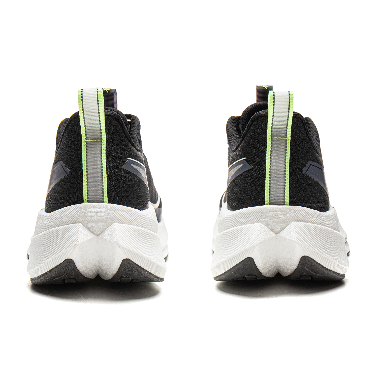 ARPW001-4 Кроссовки беговые Professional Running черный