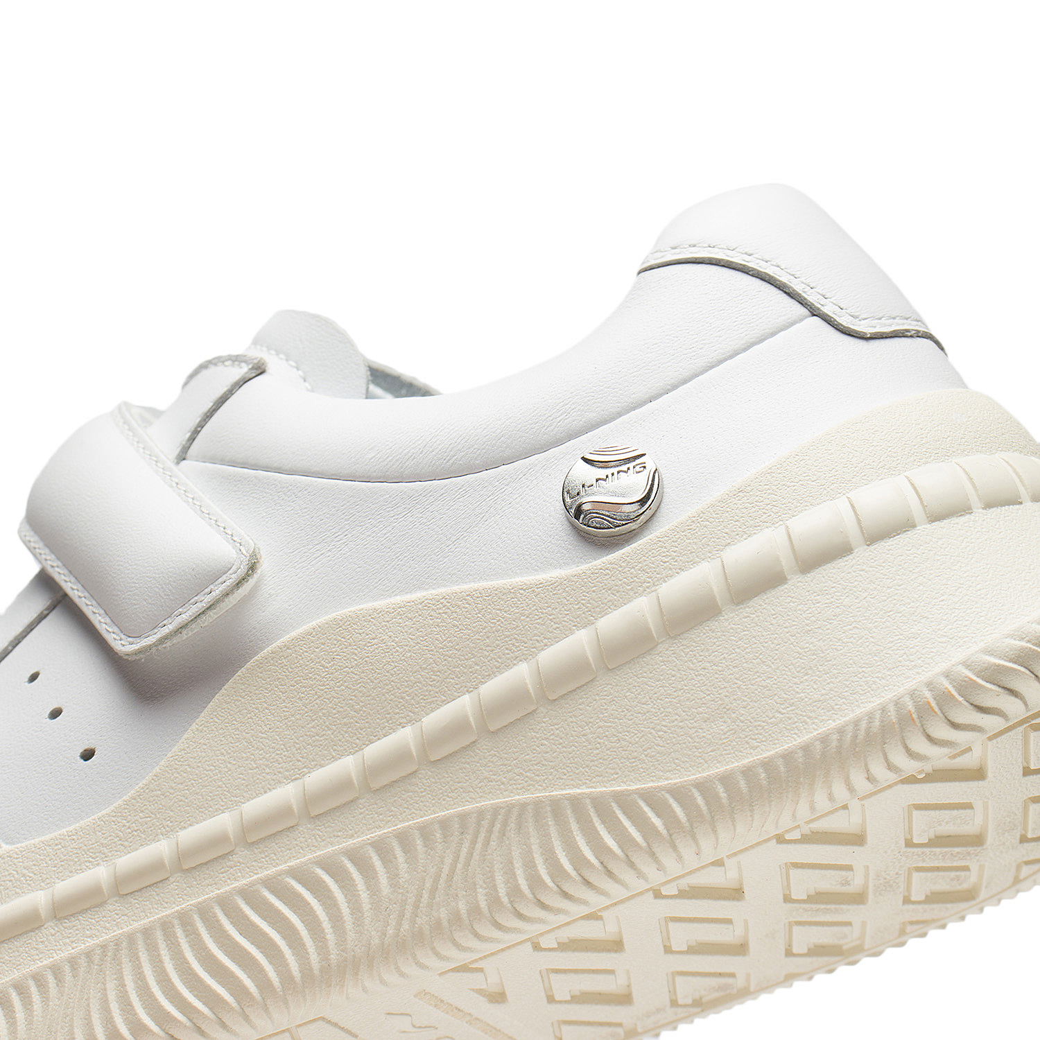 AGCT058-1 Кроссовки Blank белые