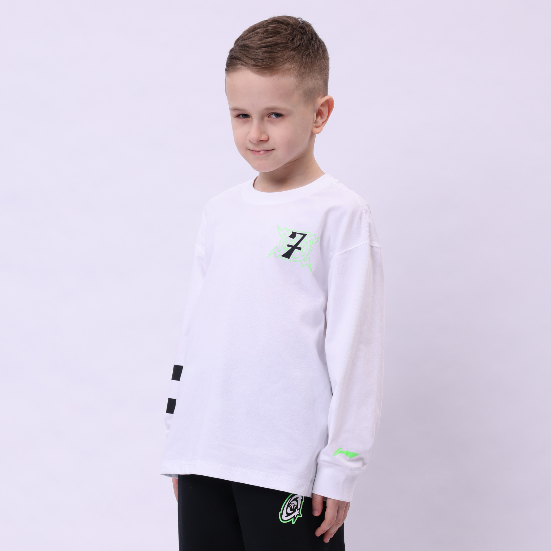 YHSU063-1 Лонгслив Basketball белый