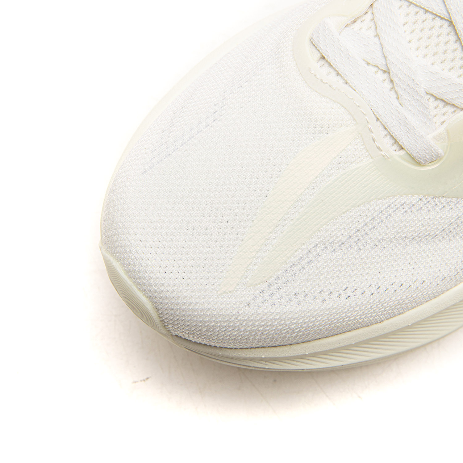 ARHW002-13 Кроссовки беговые Yueying 5 Pro молочный