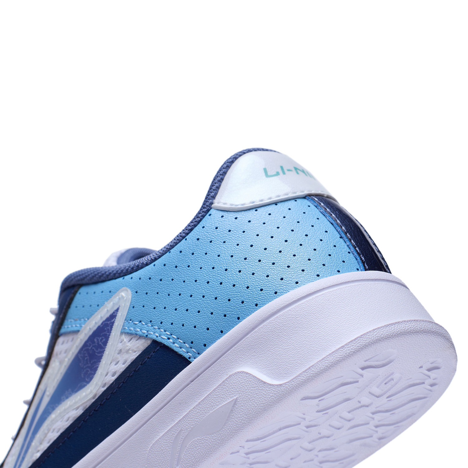 YKCT070-3 Кроссовки