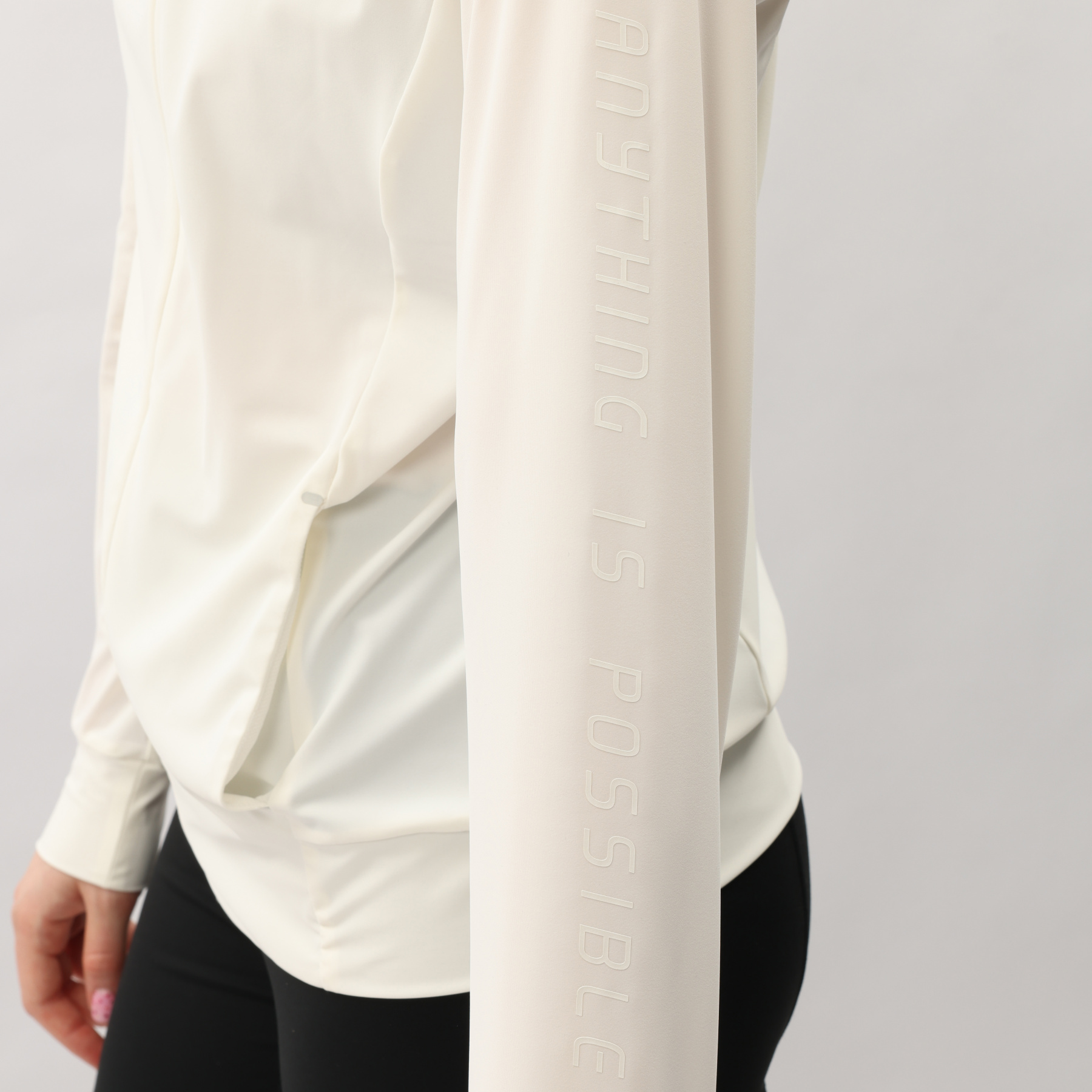 AFDV978-1 Ветровка Essentials белый