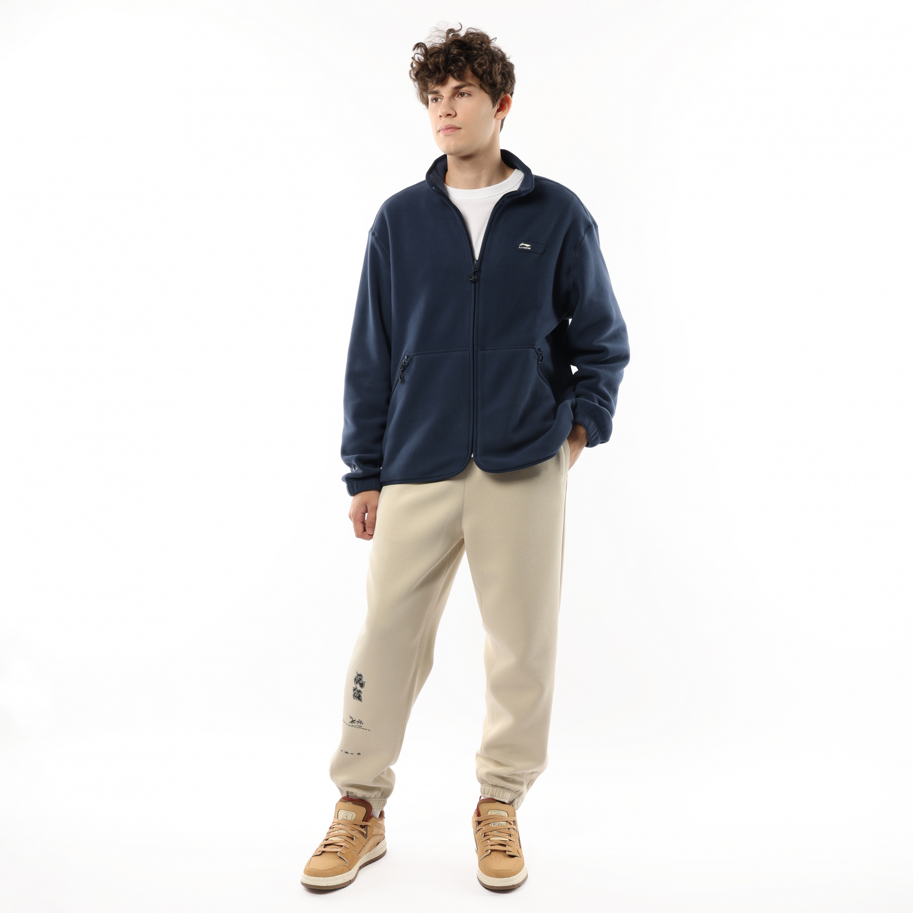 AWDU703-6 Свитшот Cross черный