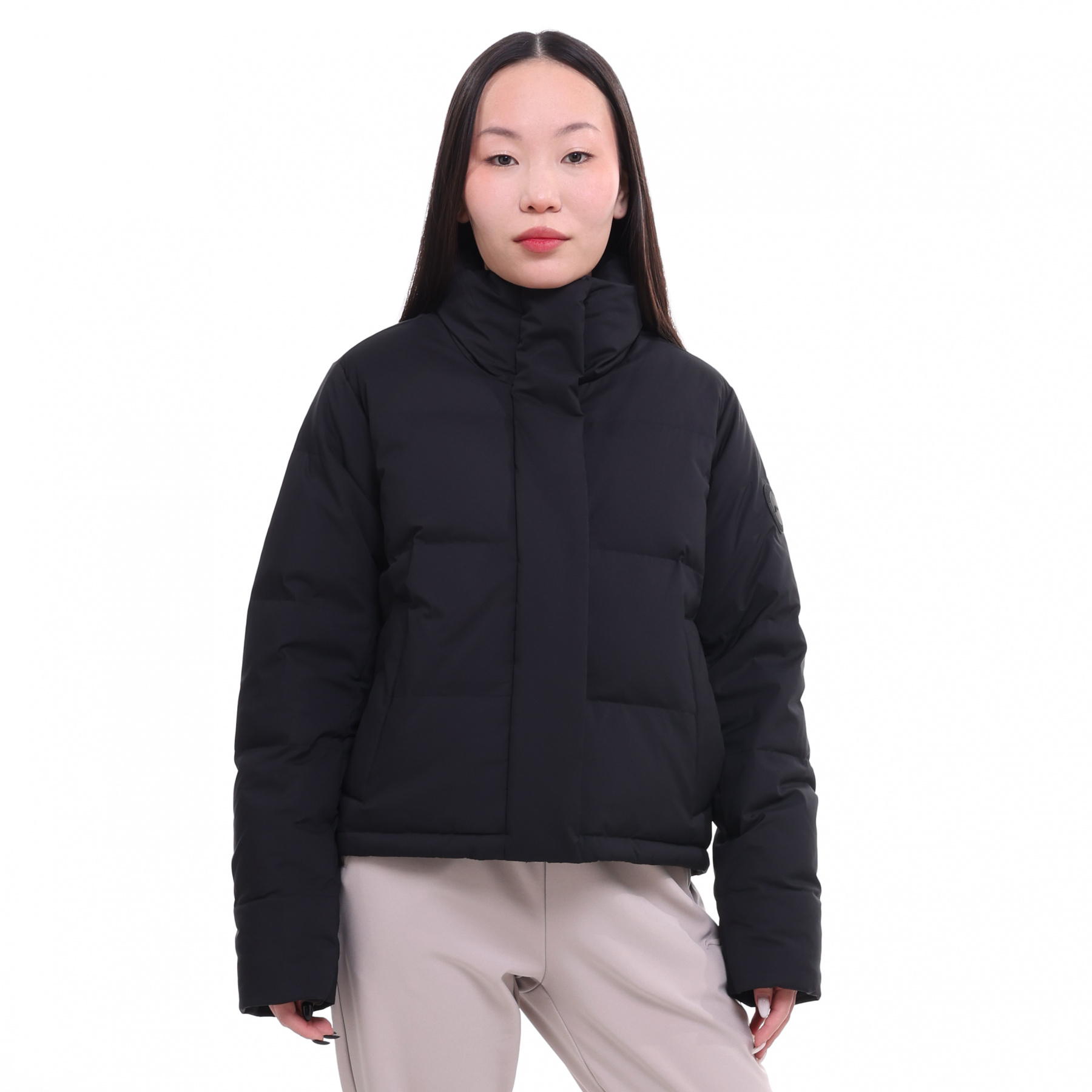 AYMU102-2 Пуховик Essentials черный