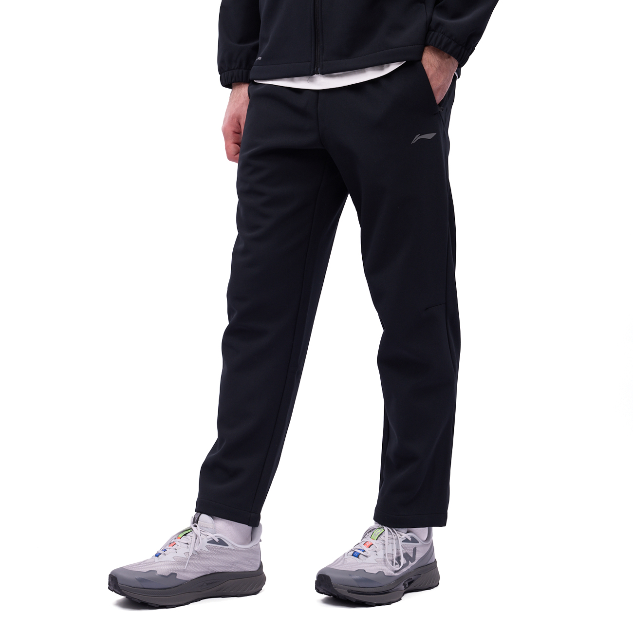 AYKV581-1 Брюки спортивные Active черный