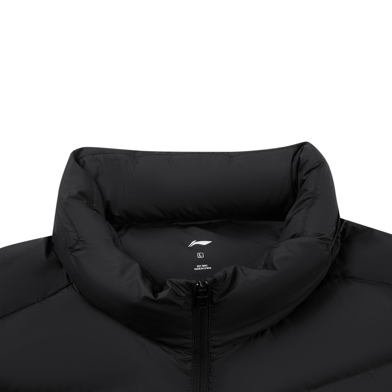 AYMV221-4 Пуховик Essentials черный