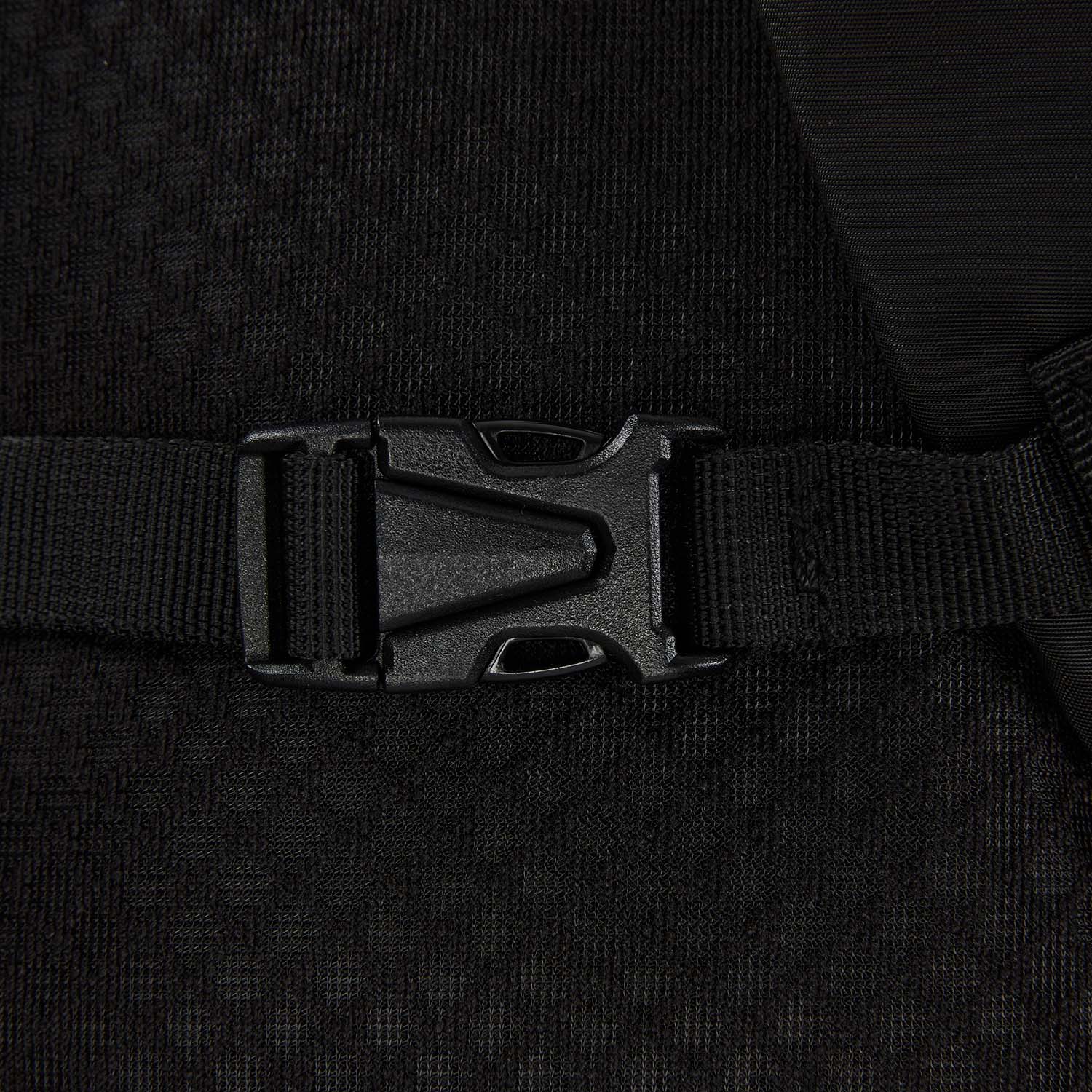 ABSW133-1 Рюкзак Essentials черный