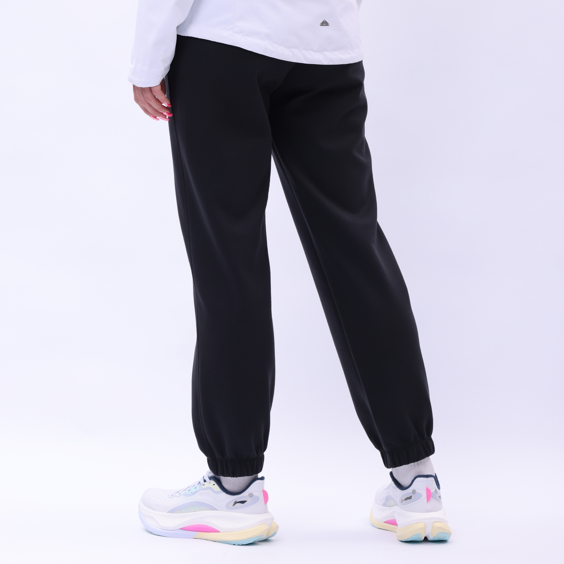 AKLV122-1 Брюки спортивные Workout черный