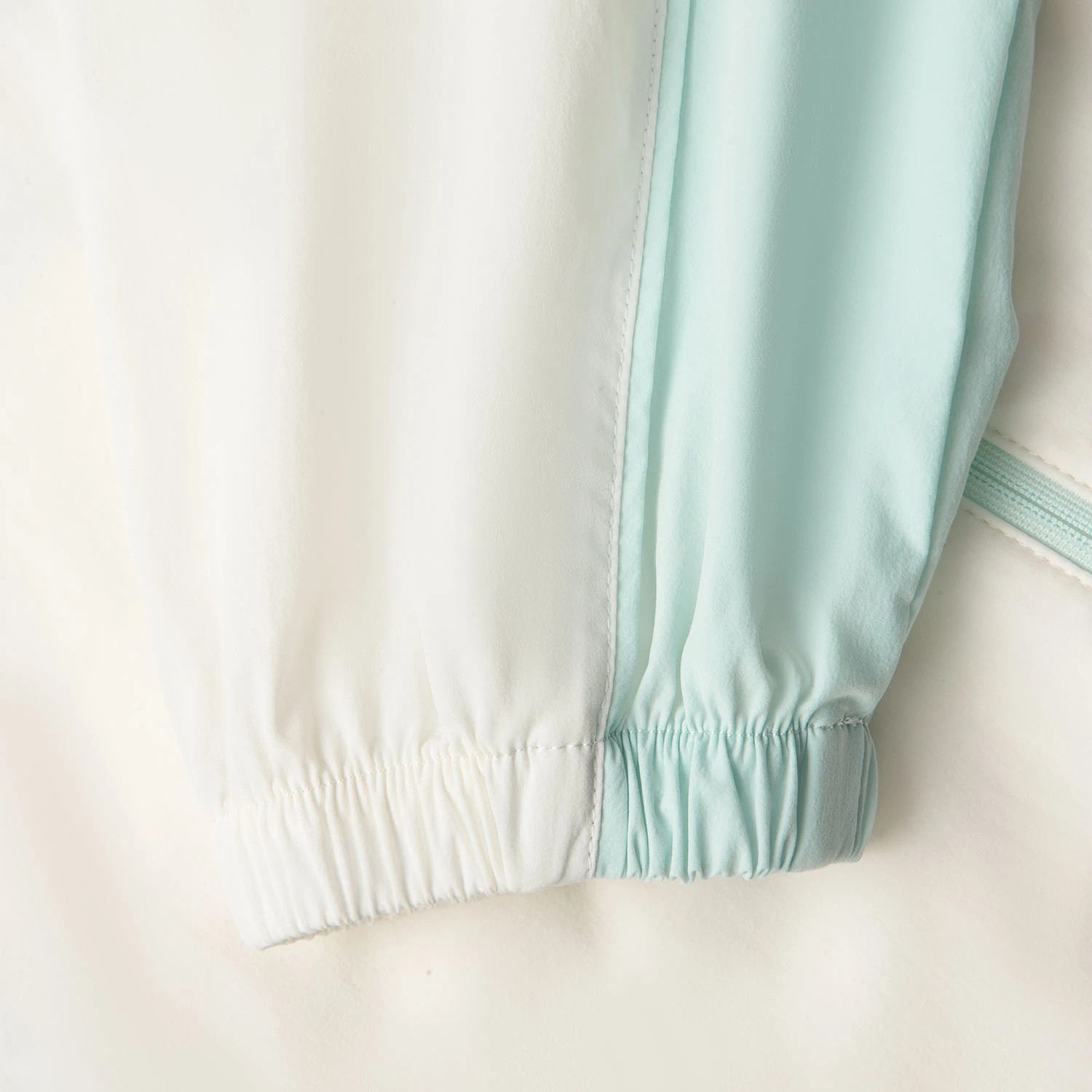 AFDV994-3 Ветровка Lifestyle белый