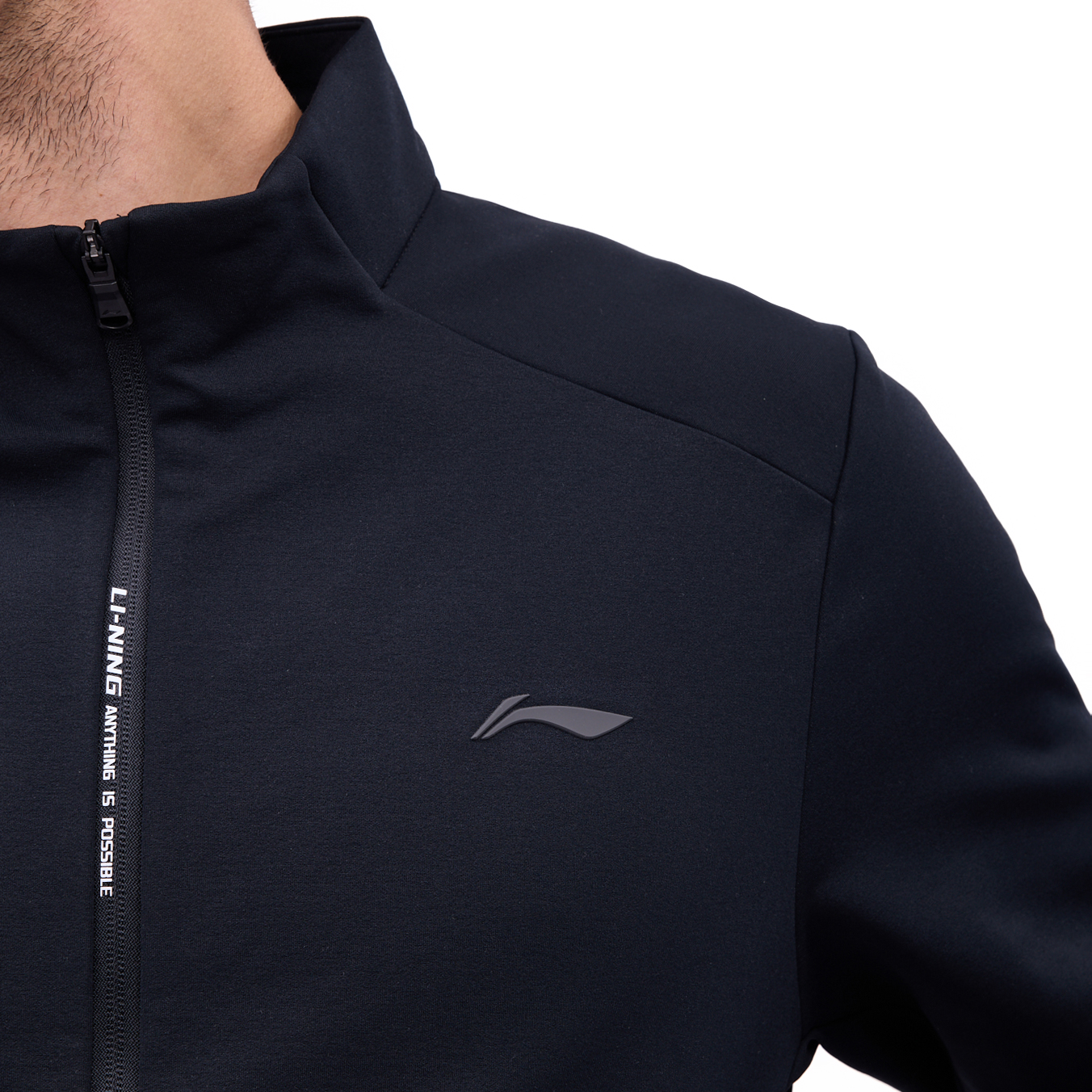 AWDV967-3 Куртка Essentials черный