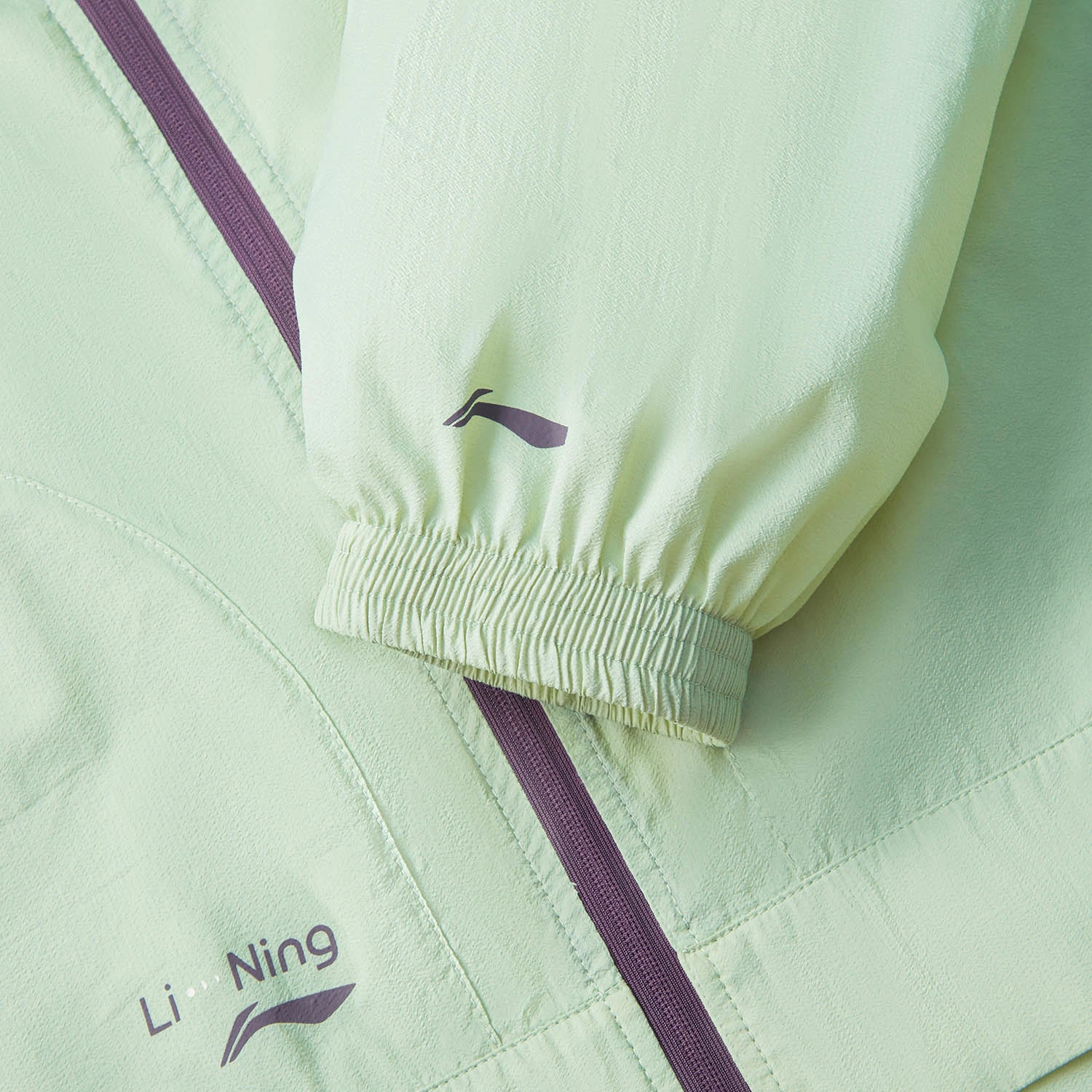 AFDV270-5 Ветровка Workout зеленый