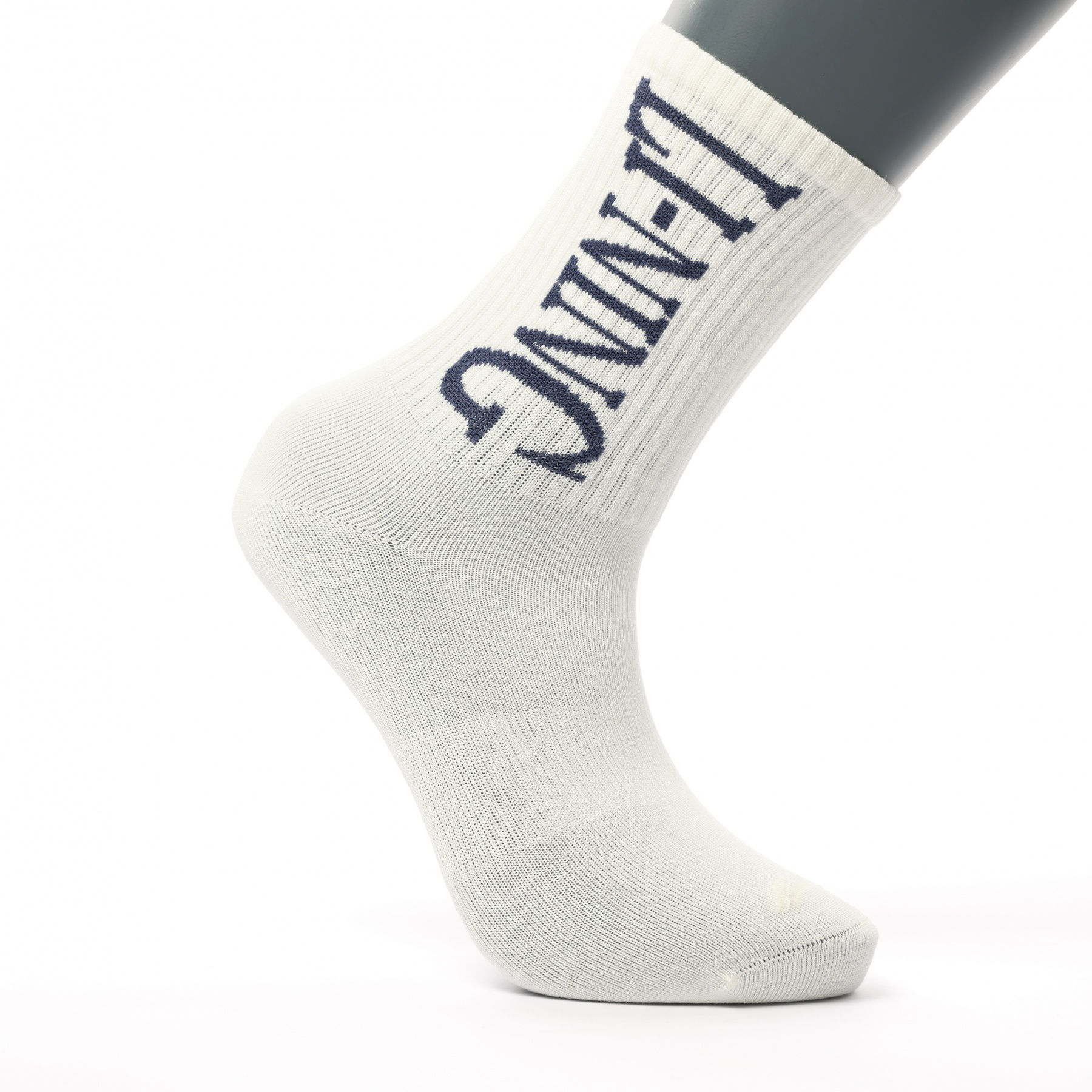 AWLV085-2 Носки высокие Sports Style белый