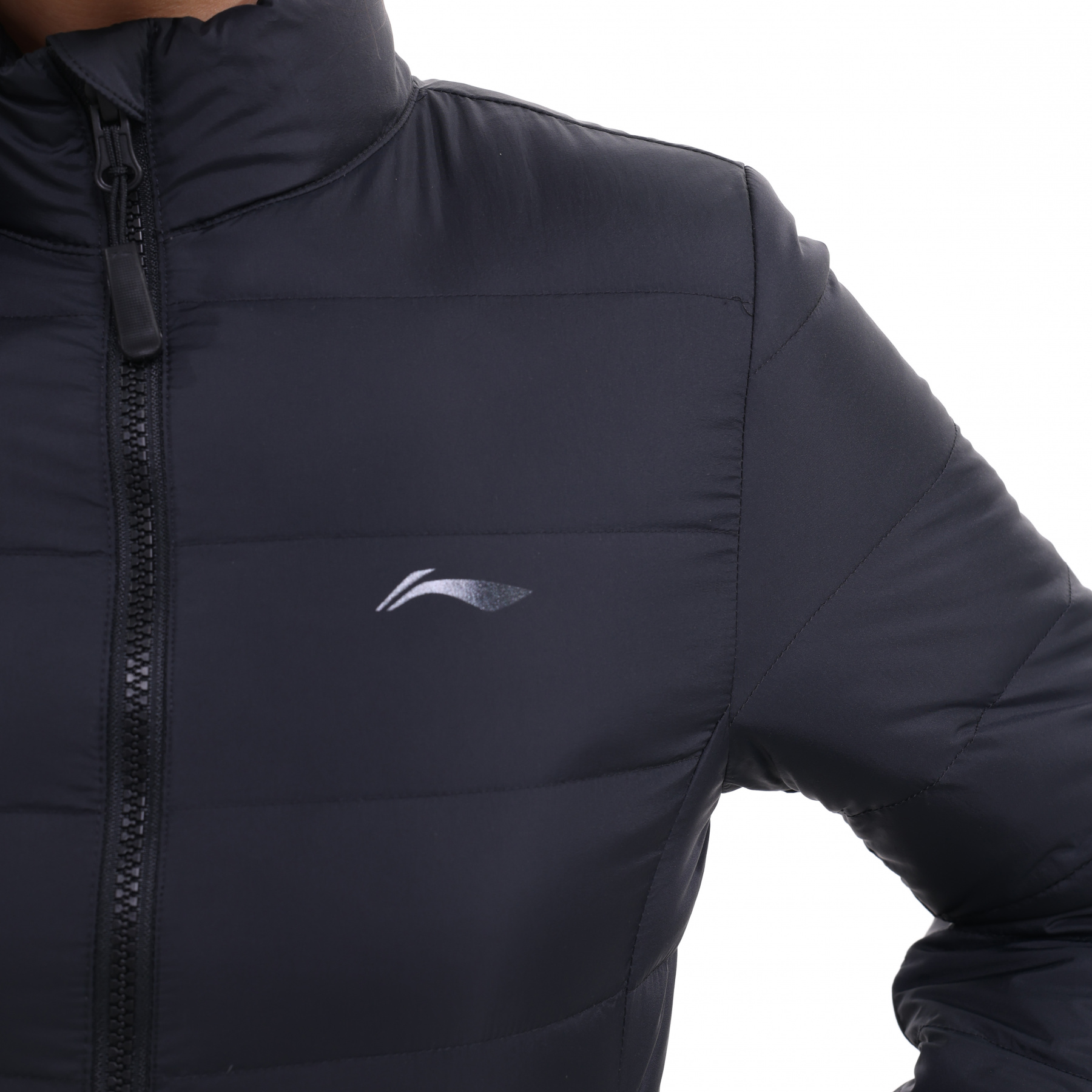 AYMU112-2 Пуховик Essentials черный