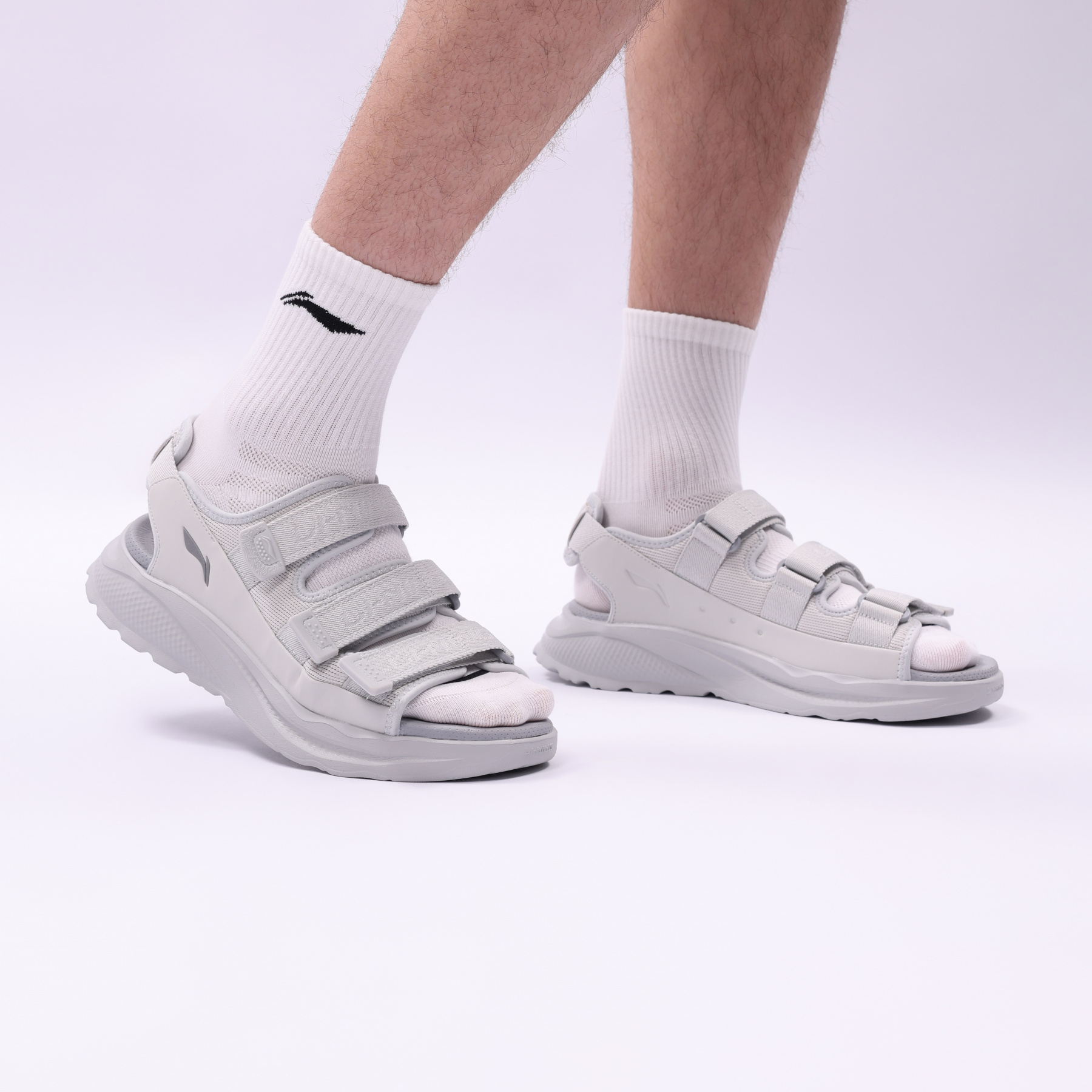 AGUV001-2 Сандалии Soft Coca серый