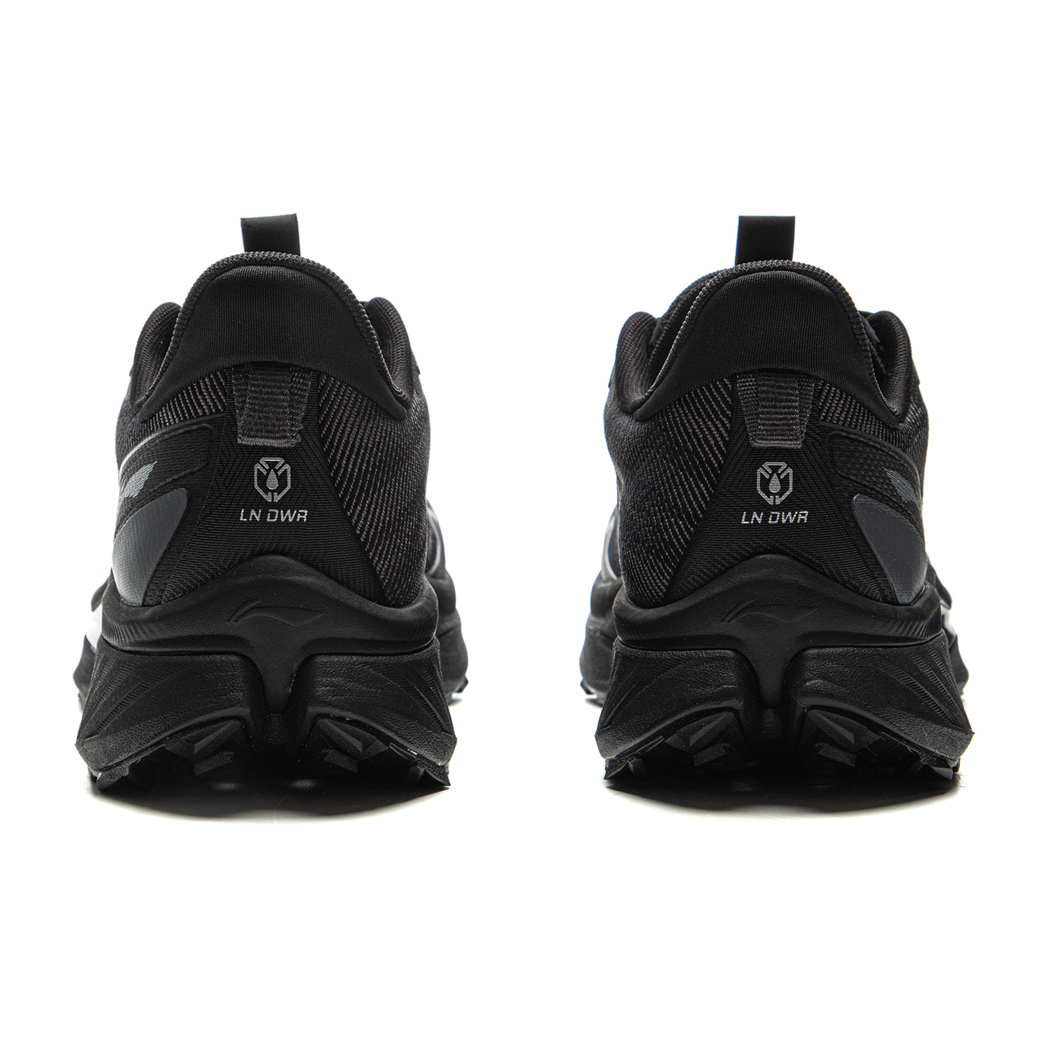 ARNV015-8 Кроссовки трейловые Ben Xiao черный