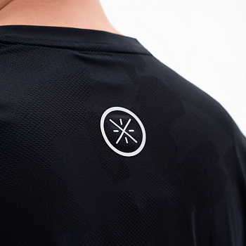 ATSU351-6 Футболка Wade черная