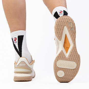 ABPU027-7 Баскетбольные кроссовки Wade Flash бежевые