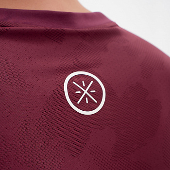 ATSU351-5 Футболка Wade бордовая