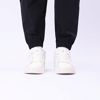AGCT043-1 Кроссовки Common 70S белые