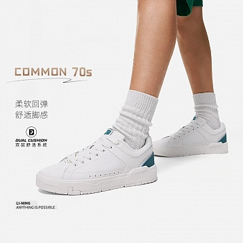 AGCT043-3 Кроссовки Common 70S