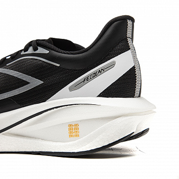 ARMV001-26 Кроссовки беговые Feidian 5 Challenger черный