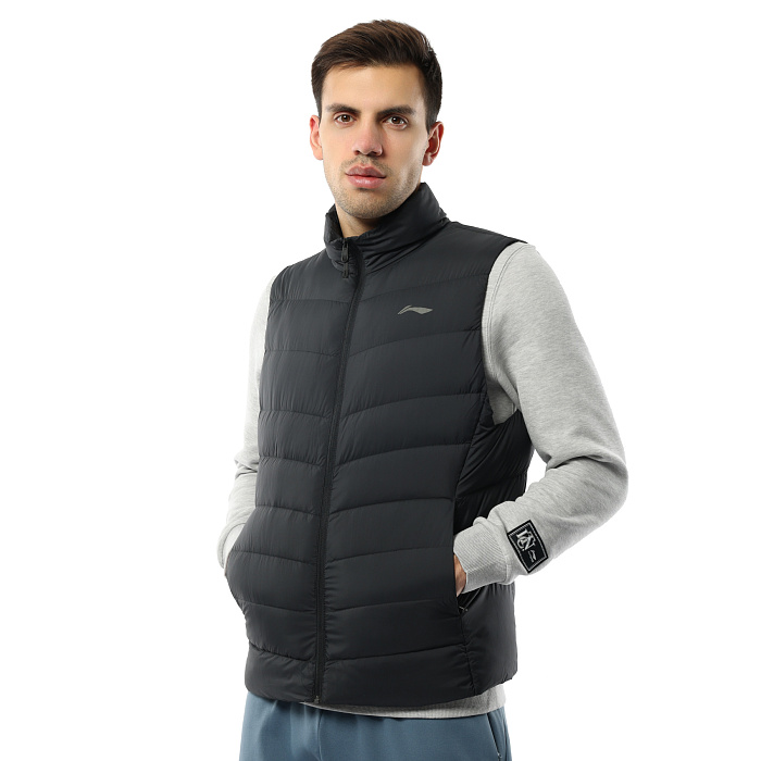 AMRU017-1 Жилет пуховый Essentials черный