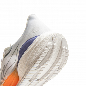 ARBV001-53 Кроссовки беговые Super Light 22 белый