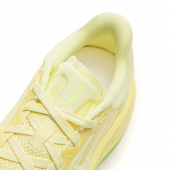 ARHV014-6 Кроссовки беговые Yueying 5 Pro желтый