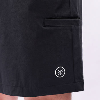 AKSV561-1 Шорты Wade Performance черный