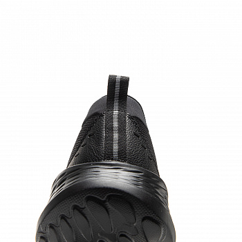 ARSV059-3 Кроссовки Light Cloud черный