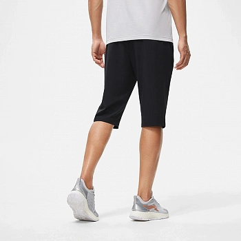 AKQT009-1 Спортивные шорты Essentials черные