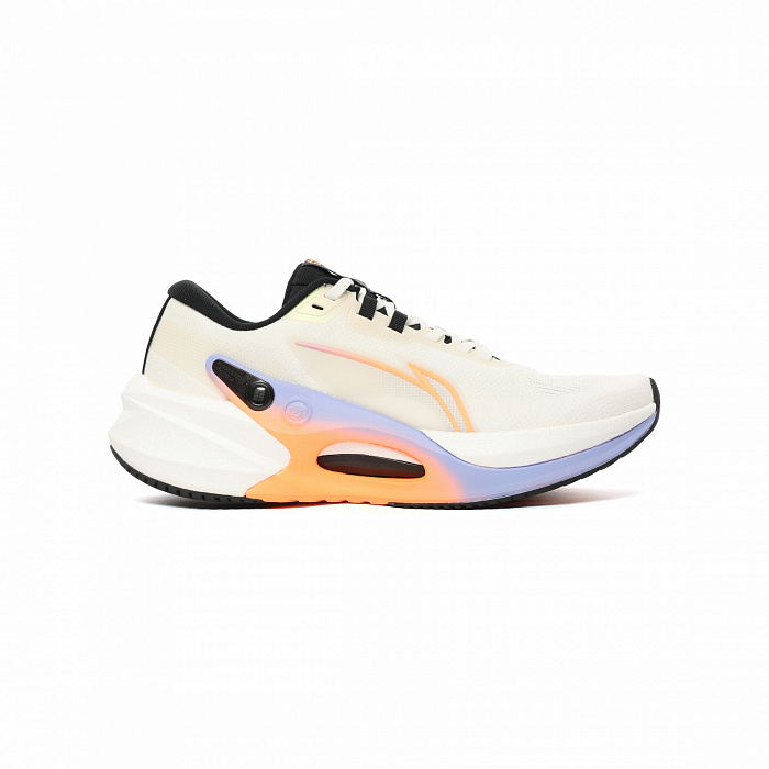 ARZT007-1 Беговые кроссовки Furious Rider 7 V2 белые