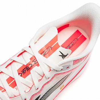 ARMW004-7 Кроссовки беговые Feidian 6 Challenger белый