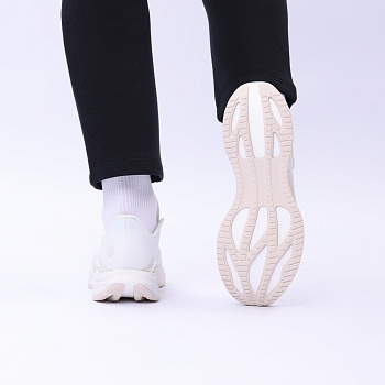 ARBV002-14 Кроссовки беговые Super Light 22 белые