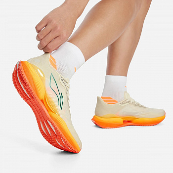 ARBV001-44 Кроссовки беговые Super Light 22 белые желтый