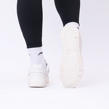 AGCT044-1 Кроссовки Common 70s белые