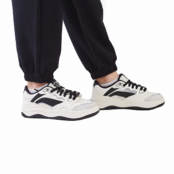 AGCU048-3 Кроссовки Future Flow белые